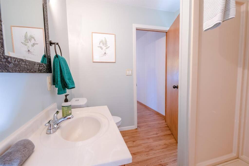 Fall Getaway Resort-3 King Suites, Dog-Friendly Seeley Esterno foto